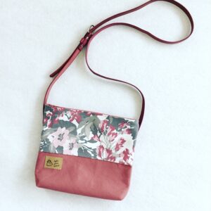 ruzova crossbody